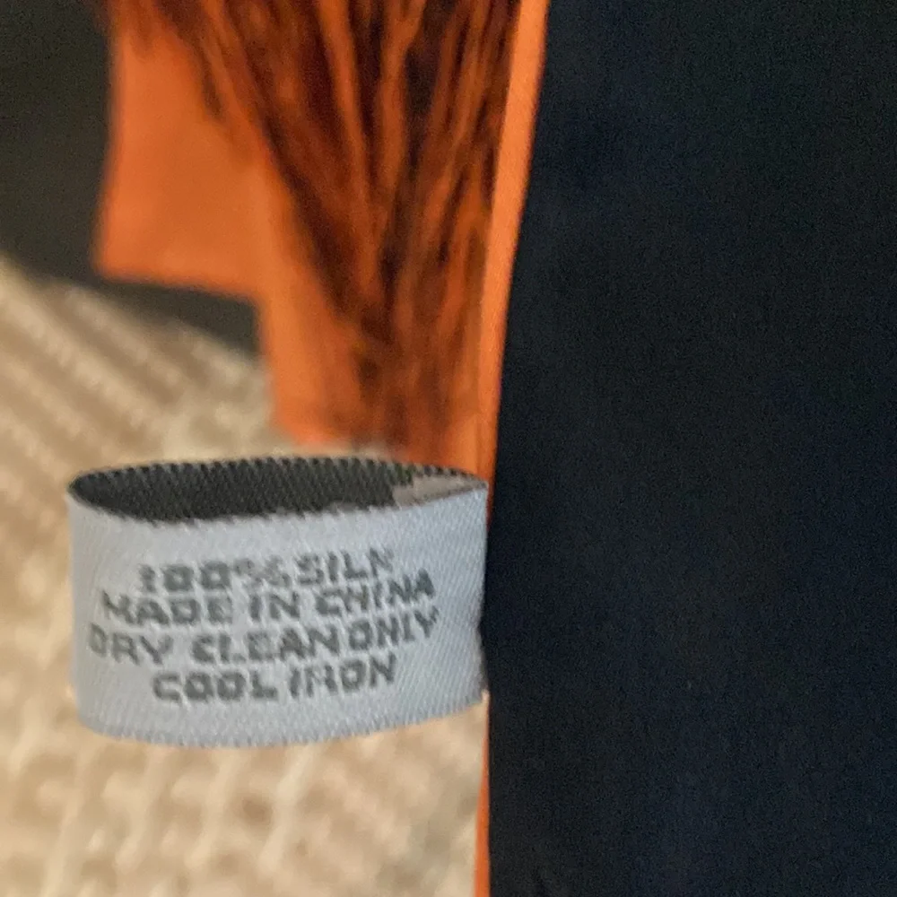 Scarf - Picture 2 of 3